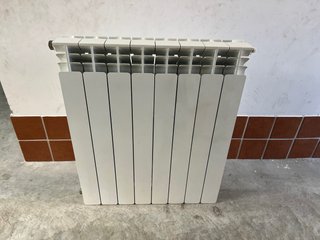 Termosifone bianco da 8 elementi