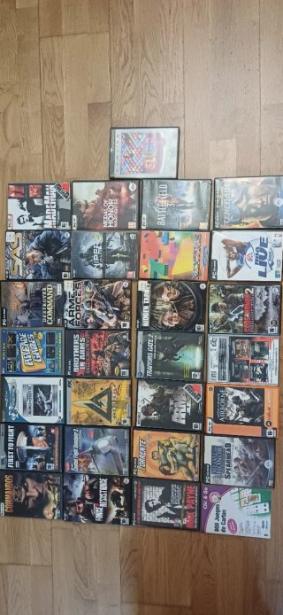 Lote de juegos de PC