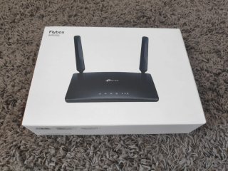 TP-Link Flybox (MR200) Router