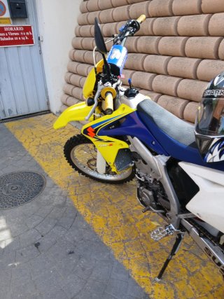 Suzuki RMZ 450 Matriculada