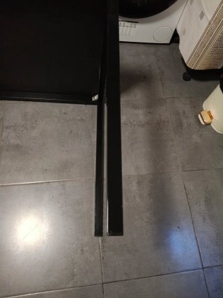 Mesa de cocina negra y gris