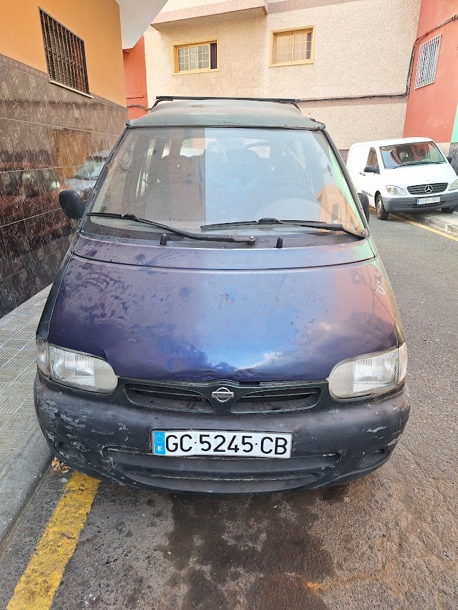 Nissan Vanette 1998 - foto 1
