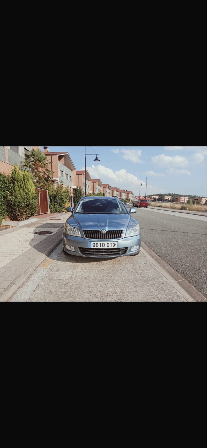 Skoda Octavia 2010 - foto 1