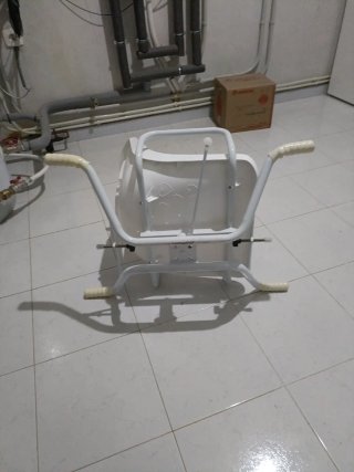 Silla de baño ortopedica