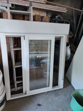Ventana corredera aluminio con persiana