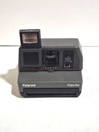 Cámara instantanea Polaroid Impulse 600 Plus