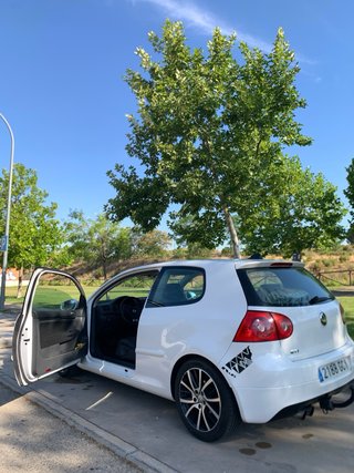 Volkswagen Golf 2008