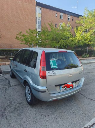 Ford Fusion 2004