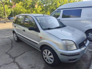 Ford Fusion 2004