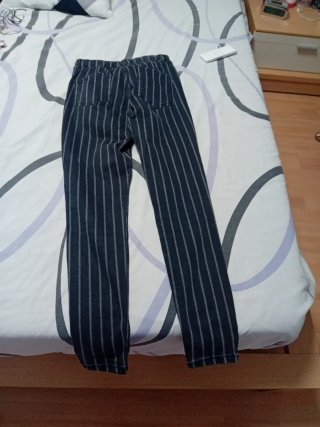 Pantalón Bershka rayas gris talla 38