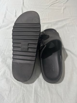 Chanclas Zara Verano Negras