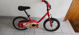 Bicicleta infantil Btwin roja