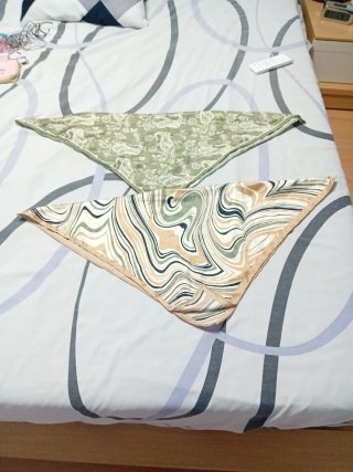 Pañuelos cuello finos 47x47 y 50x50