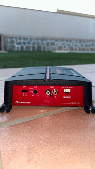 Amplificador Pioneer GM-A3702 500W
