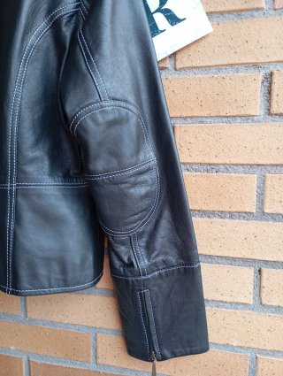 Chaqueta de piel Mellachia Negra talla S y M