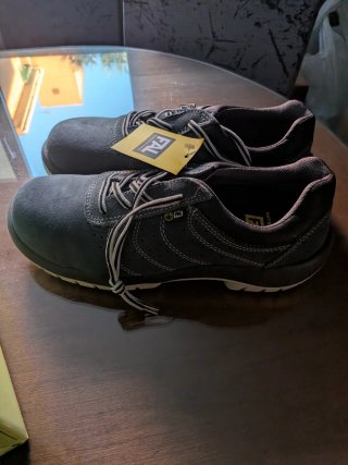 Zapatos de seguridad FAL Talla 44 Nuevos