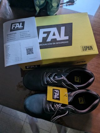 Zapatos de seguridad FAL Talla 44 Nuevos