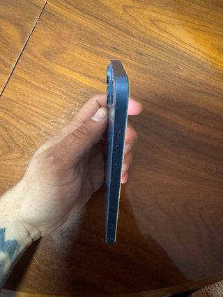 iPhone 13 Apple