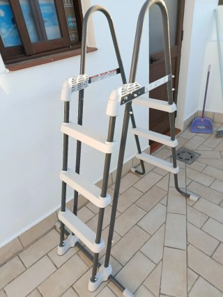 Escalera Intex Piscina Elevada