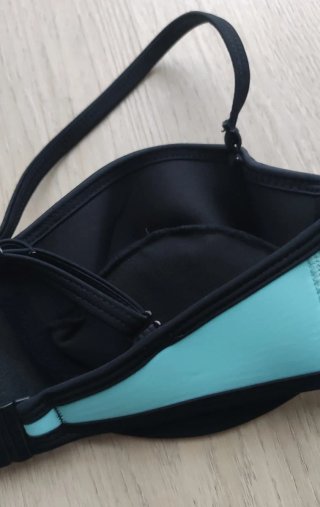 Bikini neopreno. Talla S