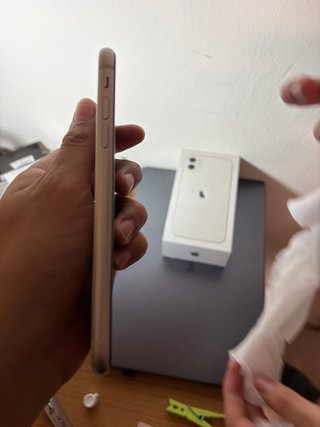 iPhone 11 128GB