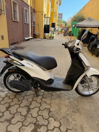 Piaggio Liberty 49cc 2024 Blanca