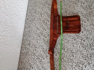 Riñonera de piel nueva