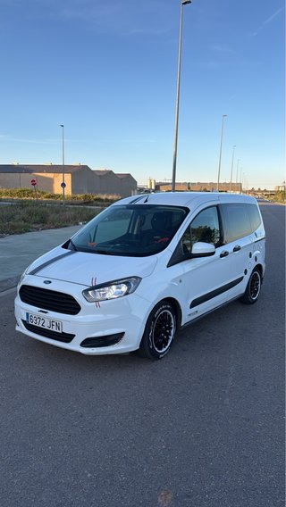 Ford Tourneo Courier 2014
