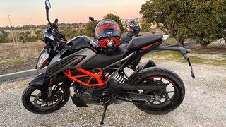 KTM Duke 125 Abs 2022 - Impecable