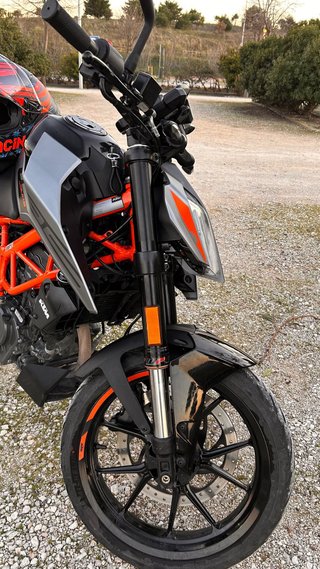 KTM Duke 125 Abs 2022 - Impecable