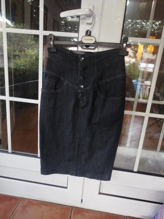 Falda midi vaquera talle alto T.38