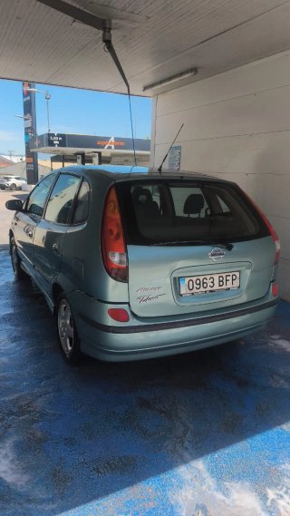 Nissan Almera 2005