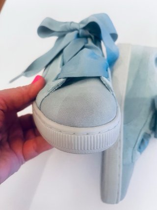 Zapatillas Puma Azules con Lazos