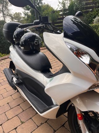 Honda PCX 125 Blanca