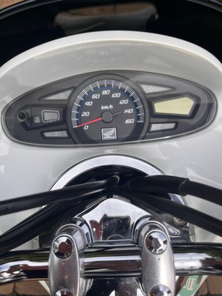 Honda PCX 125 Blanca