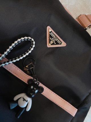 Mochila Cartera Jingpin Negra y Rosa