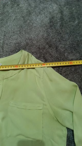 Blusa fluida manga larga verde lima