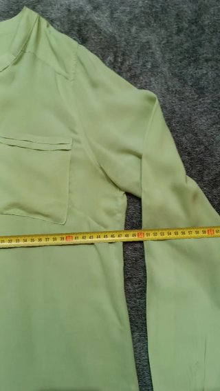 Blusa fluida manga larga verde lima