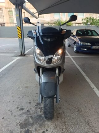 Yamaha Xmax 250i