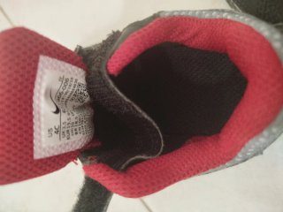 Scarpe Nike bambino nere con velcro