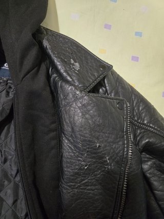 Cazadora cuero sintético Clockhouse Talla M