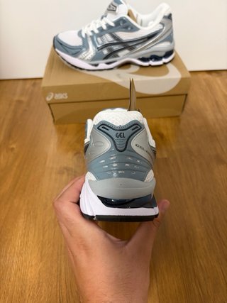 Asics Gel Kayano 14 Talla 41.5 Azul