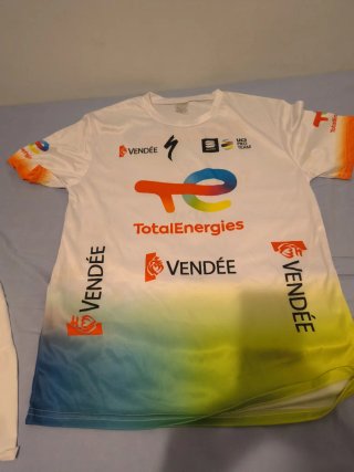 Lote 4 Camisetas Tour de Francia TotalEnergies