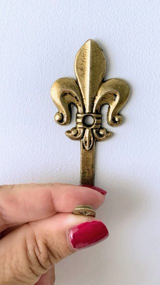 21 ganchos decorativos de latón