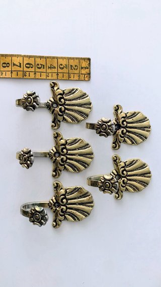 21 ganchos decorativos de latón