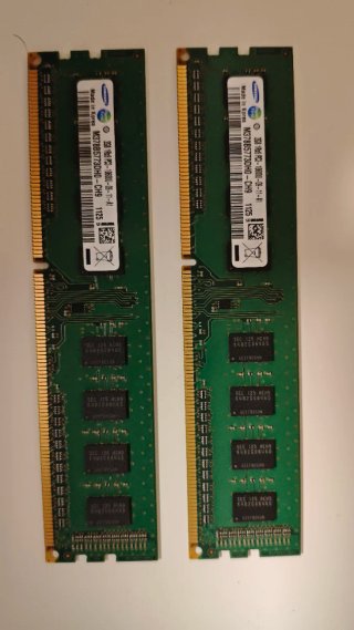 2x Samsung M378B5773DH0 2GB DDR3 RAM