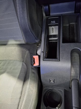 VW SCIROCCO III 2.0 TDI 140