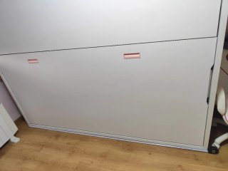 Mueble con 2 camas abatibles y altillo