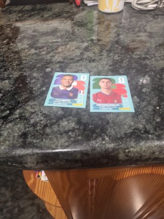 2 Cromos Panini Mundial Mbappé y Ronaldo