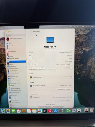 MacBook Air 15” M3 (2024) 16GB RAM 256GB SSD
